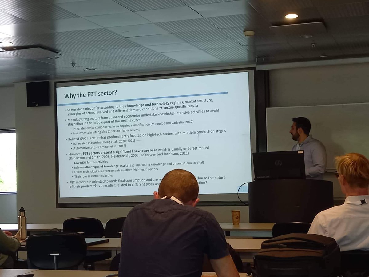 LIEENTUA's tweet photo. Petros Dimas (LIEE PhD cand.) presenting insights regarding knowledge-based capital for industrial upgrading of EU's Food/Beverage/Tobacco sectors in global value chains at #DRUID22 Conference in Copenhagen Business School 

Full Paper: https://t.co/TAiKkZXCA4 https://t.co/jZ9vlVNTJh