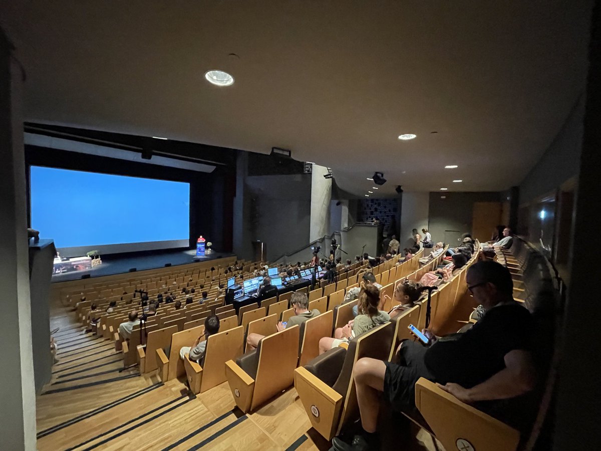 #COV11 Closing ceremony is now live! Join us now! Awards as also the next destination of #citiesonvolcanoes (#COV12) will be announced!