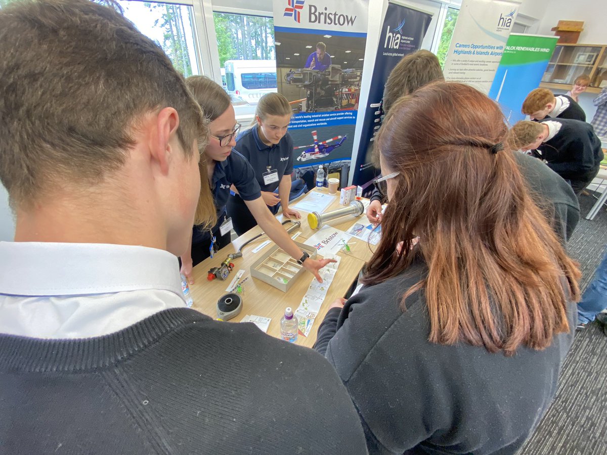 tech_ehs's tweet image. Excellent day out at the @scdiYESC Highland event for the Engineering club. These guys haven’t been running for long but were demonstrating some great team skills and problem solving. @ElginHighHT #STEM #ehstech