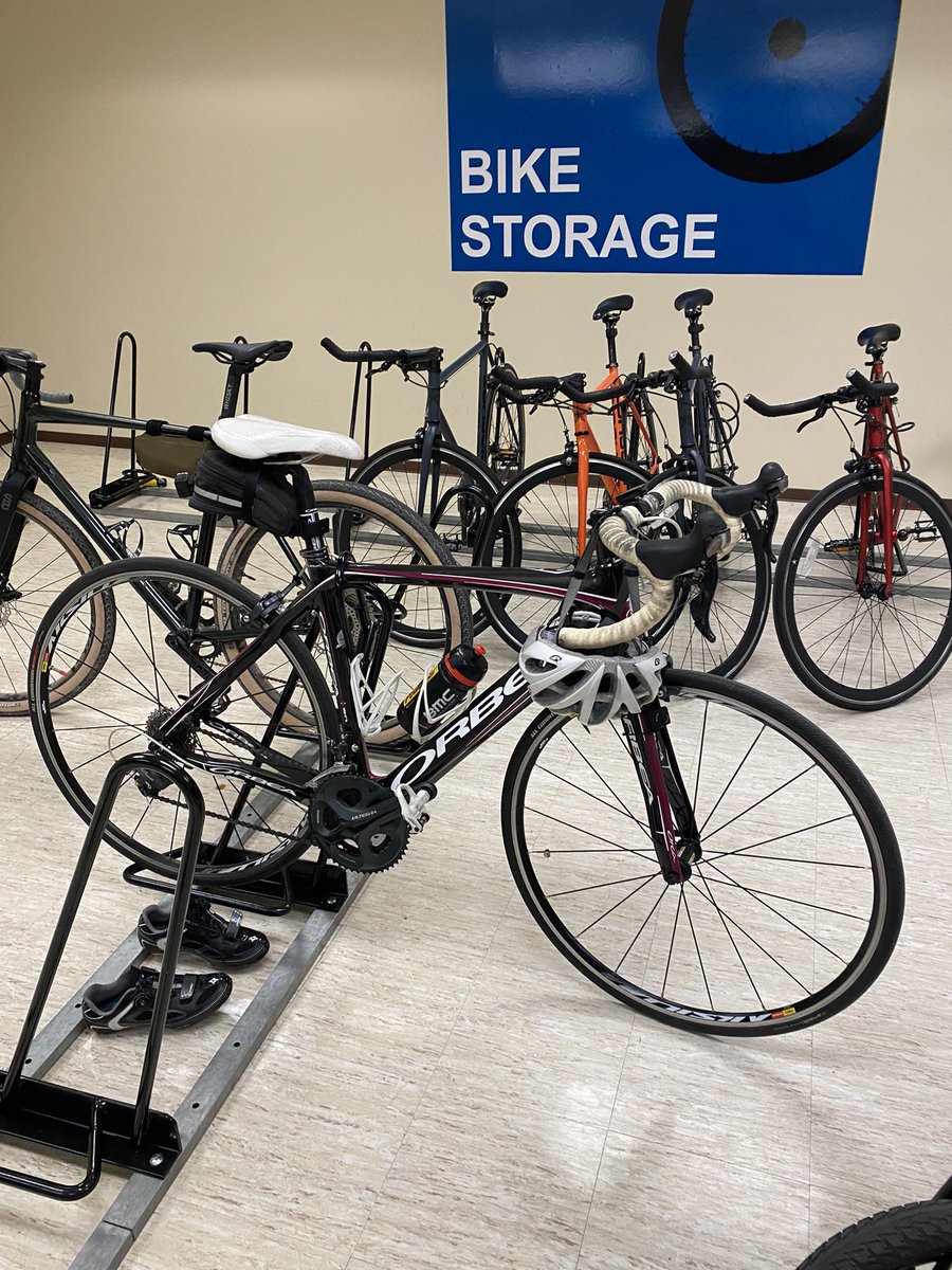 hmajerik's tweet image. Started back to bicycle commuting into downtown today.  Very grateful for the new protected lanes on CPB from 35th to 26th and the protected right from Champa on to 18th.  Sure would love a lane on 26th from Colorado to Welton.  #BikeDenver