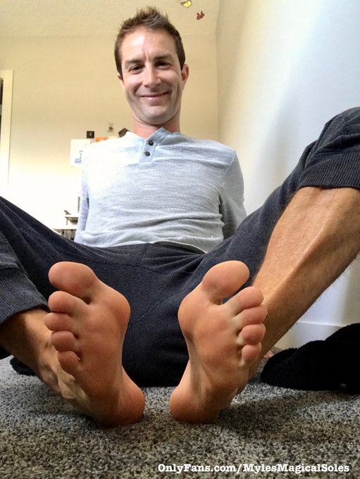 You won&rsquo;t last 2 minutes 😈 https://t.co/MpAfJvU4PS