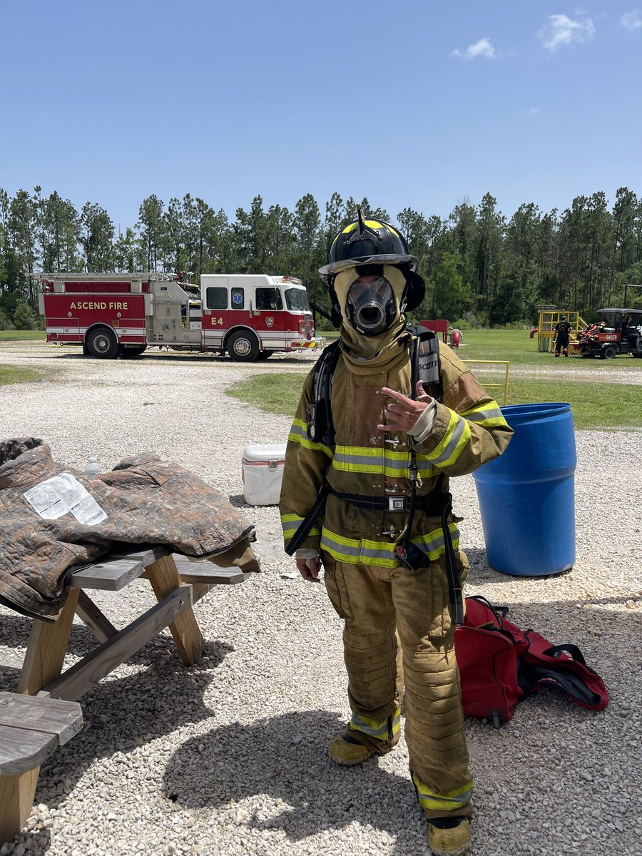 Official_AG2's tweet photo. Well these past days have been busy but very rewarding. Did a little bit of fire fighter training and then bought a house and that’s a huge accomplishment especially being 21 but know I am not finished yet🤫 https://t.co/rR0XWizKfo
