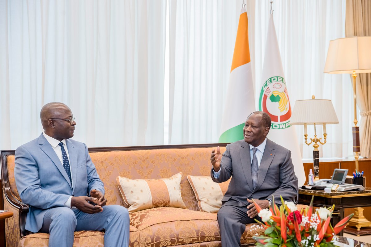 AOuattara_PRCI's tweet photo. Je remercie mon ami et frère, le Président Denis Sassou-Nguesso, pour son message d'amitié et de fraternité qui m'a été porté par son Ministre de l'Agriculture, de l'Élevage et de la Pêche, Paul Valentin Ngobo. https://t.co/cvFa0cTUo6