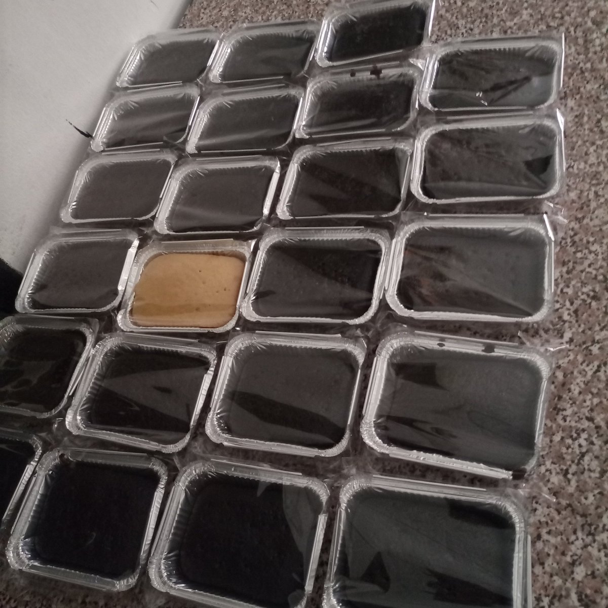 mofebakeshop's tweet photo. Small foil cakes #500
Medium foil cake #1,000
Cookies #1,000 https://t.co/k0SD9fzrqs
