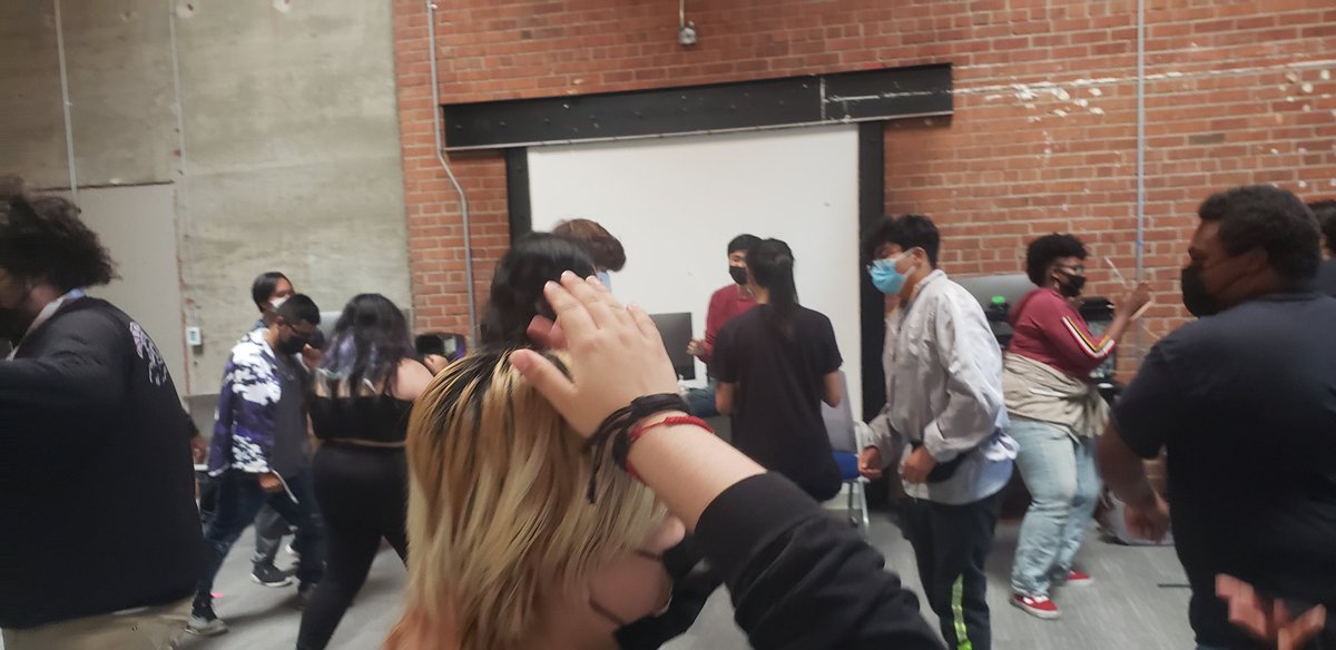 WeAreGameheads's tweet photo. Every year, we do an improv activity to help students decide which development team members to choose. The results are always hilarious! #newVibes https://t.co/jPJWwsETjs