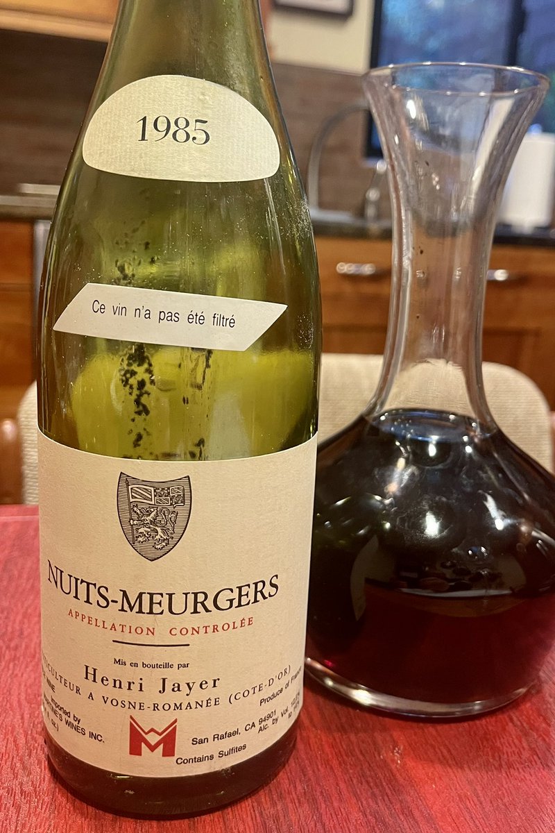 Two Hands Wines tweet media