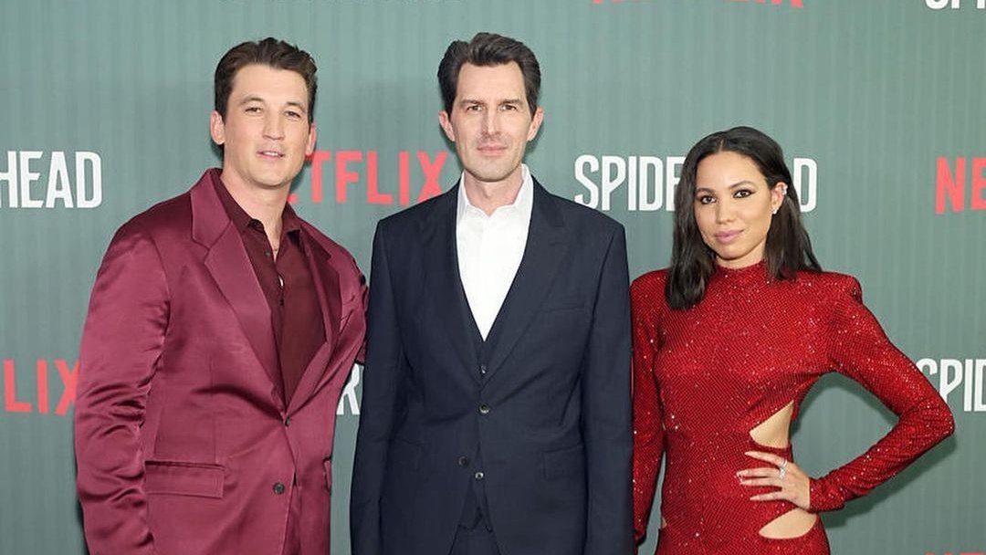JurneeSBR's tweet photo. 📸 Jurnee Smollett via Instagram:

"Momentos divertidos celebrando o #spiderhead ontem à noite com amigos e rostos adoráveis. Tão bom ver nosso diretor #josephkosinski #MilesTeller e membros do elenco e equipe incrível da @netflix.(+) https://t.co/uiI6ZWWSqc