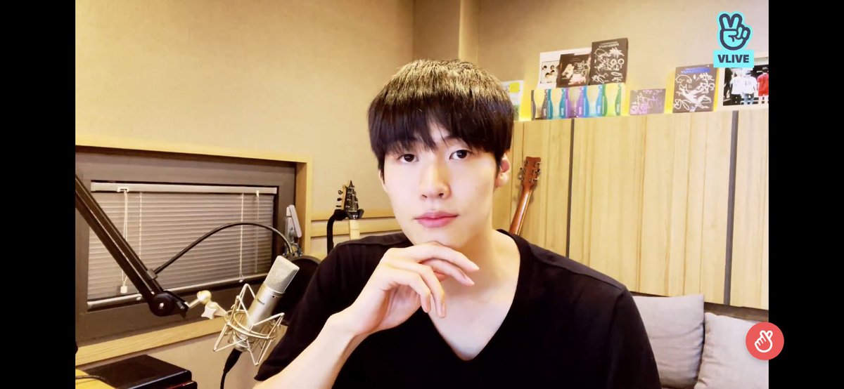 onthetrxck's tweet photo. 아니 너무 잘생겻는데.. https://t.co/GOahtrZrAr