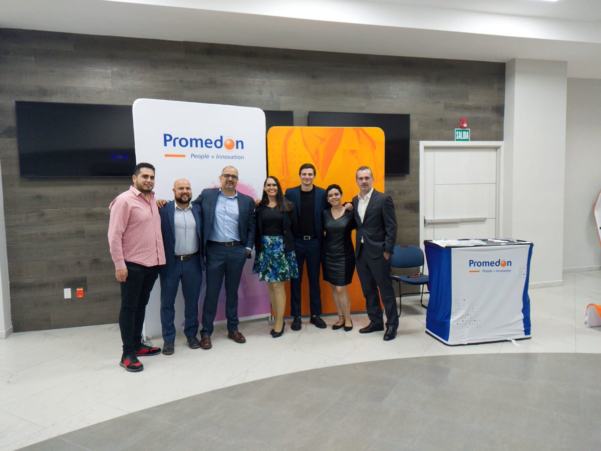 mariobasulto's tweet photo. Excelente reunión de #PromedonAcademy anoche en #GDL. Agradezco la invitación para charlar sobre #mPCNL ¡Gracias @EndouroPaco @alexfige86 @PromedonUPF por la hospitalidad! https://t.co/zeGXDaoyYP