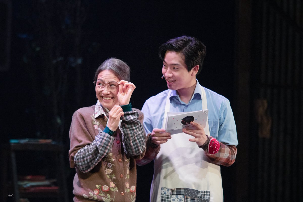 St_Ova_chok's tweet photo. 220616 밤공 렛미플라이 무대인사
선희 | #백은혜 배우님
젊은남원 | #안지환 배우님

전차스...? 전차스가 뭐예요? https://t.co/ErkpCS8l8j