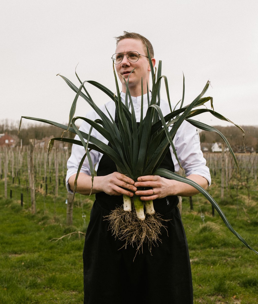 We feel honoured to be added into the new #Michelinguide2022. Our culinary team is proud to share the passion for our local heritage and dedication to sustainability, where we serve our guests gems out of our garden. 

Link in bio to read the full review from <a href="/MICHELINgidsBNL/">Guide MICHELIN Gids</a>.