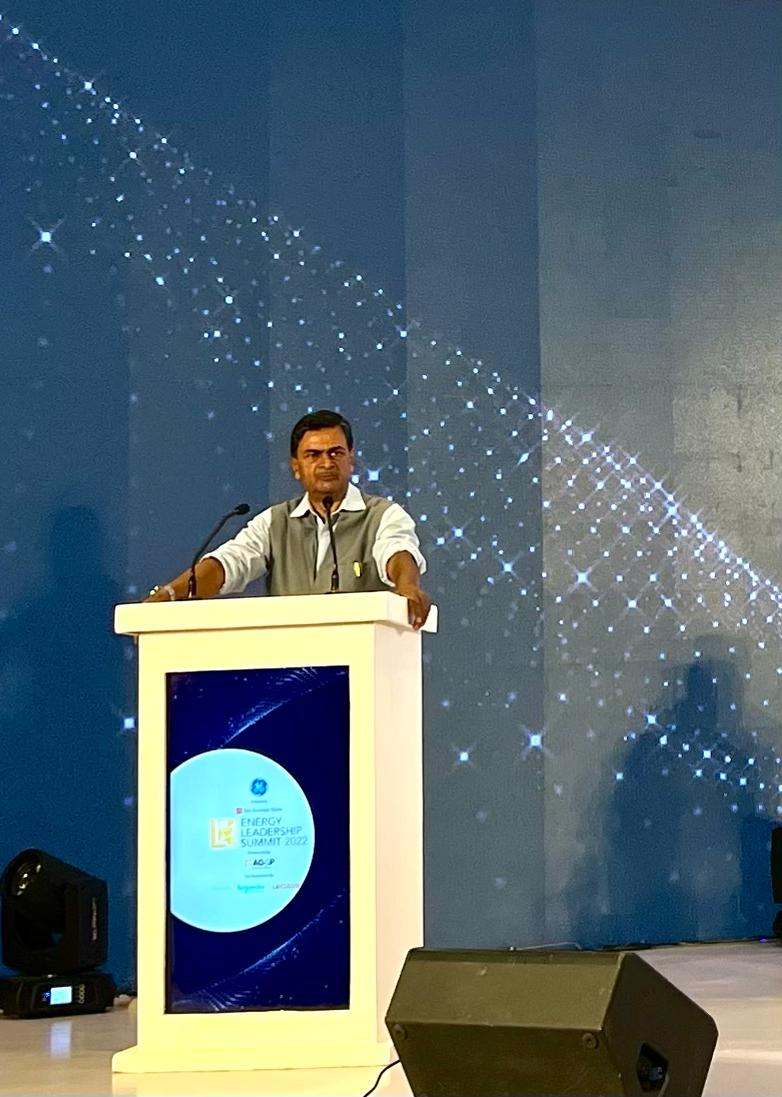 SterlitElectric's tweet photo. In the last 19 months, Indiaโs #power consumption has gone up by 25% in one go. But weโve also added 16100 ckm of #transmission lines in a year, making us the worldโs largest integrated #grid. The robustness of our grid has enabled us to avoid large-scale blackouts. #RecapDay1 https://t.co/kOw2xG4yNS