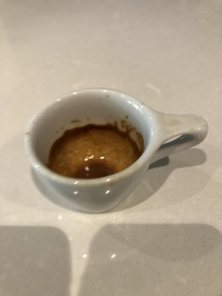 csepulv's tweet photo. A wonderful new coffee, Brazil Camocim espresso, from my favorite caffe, @linea_caffe https://t.co/KOfTFhUquu