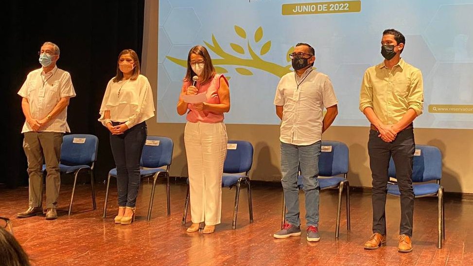 CICYoficial's tweet photo. Como parte de sus acciones de trabajo enfocadas al cuidado del medioambiente, el #CICY participó esta mañana en la inauguración del Primer Foro de Proyectos y Acciones por la @ReservaCuxtal (Reserva Ecológica #Cuxtal). 
1/3 https://t.co/zaJLZLXLik