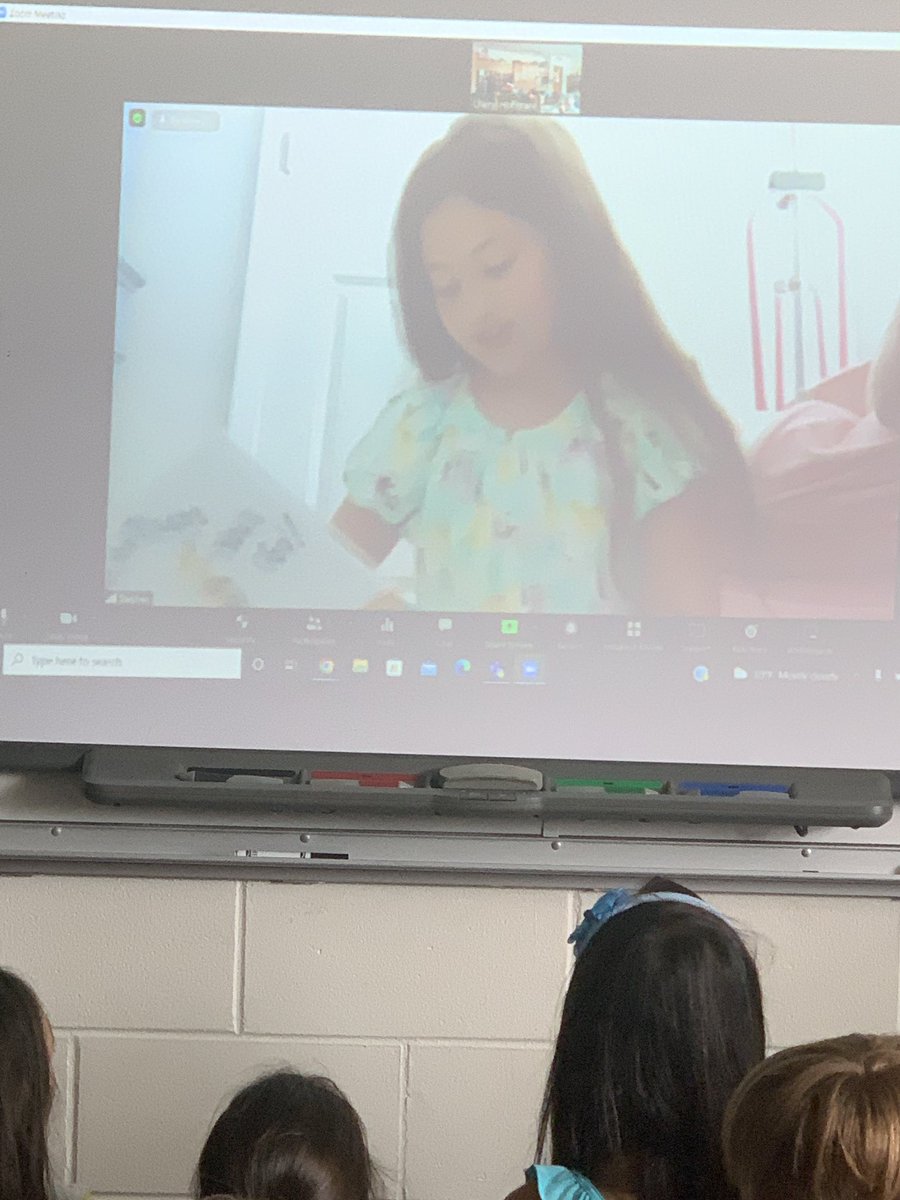 Mrs.Hoffmann tweet media