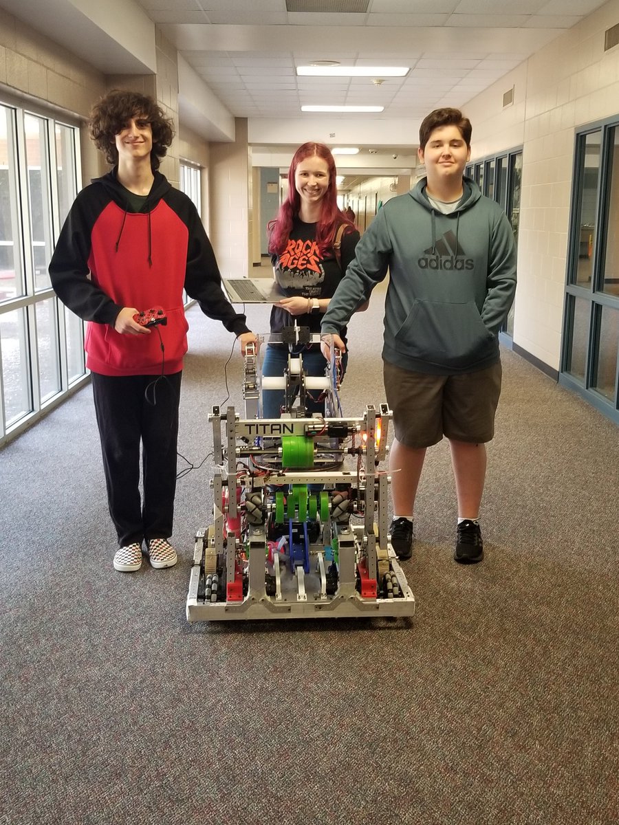 TCodecamp's tweet image. BIG THANKS to the THS Robotics team for sharing their robot at Coding Camp! @frc7312
