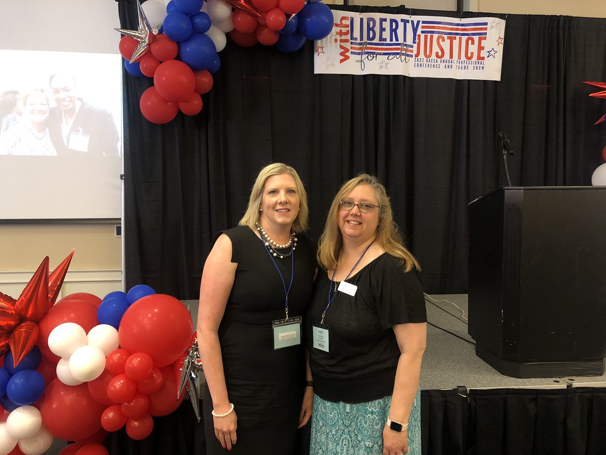KatherineRNowak's tweet photo. Blessed to serve alongside this amazing educational leader ! @AknightApril @NAESP_Zone_3 Thankful for your friendship and leadership @OAESA @NAESP #OAESAjusticeforall #ProfessionalConference https://t.co/thn2ScbNXR