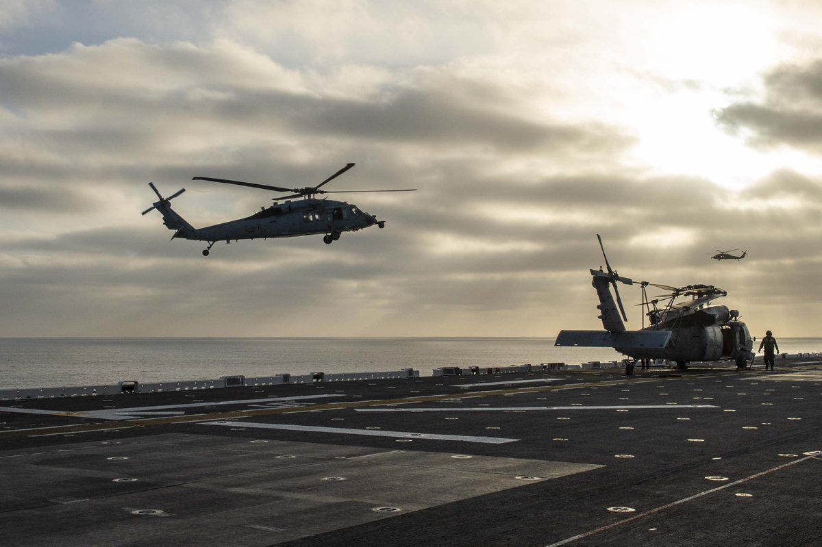 Sailors conduct flight operations aboard amphibious assault ship @USSEssex June 15, 2022. Essex is underway conducting routine operations in U.S. 3rd Fleet. U.S. Navy photos by Mass Communication Specialist Seaman Donita Burks.