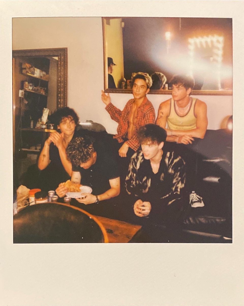 new york.. we love u!!

thank u to everyone who came out last night!! we missed you all dearly and we can’t wait to hang out with u all summer long! tickets to the good times only tour on sale now at whydontwemusic.com !! see u soon!! much love &lt;3