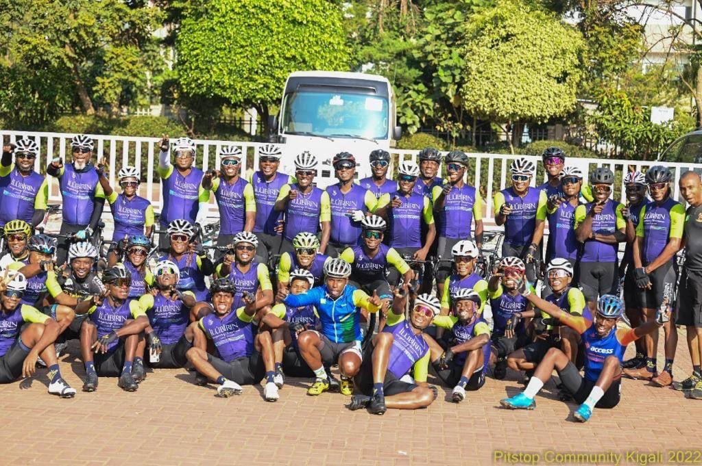 CyclingAfrica's tweet photo. Great to see the @PitstopLagos crew from #Nigeria π³π¬ on a training camp in #Rwanda hosted by the legend @ByukusengeNath6 - Safe riding and training guys πͺπΏπ³π¬π΄πΏββοΈπ΄πΏπ¨π¨π¨π¨
#nigeria #pitstoplagos #africarising https://t.co/o3lMurGGFs