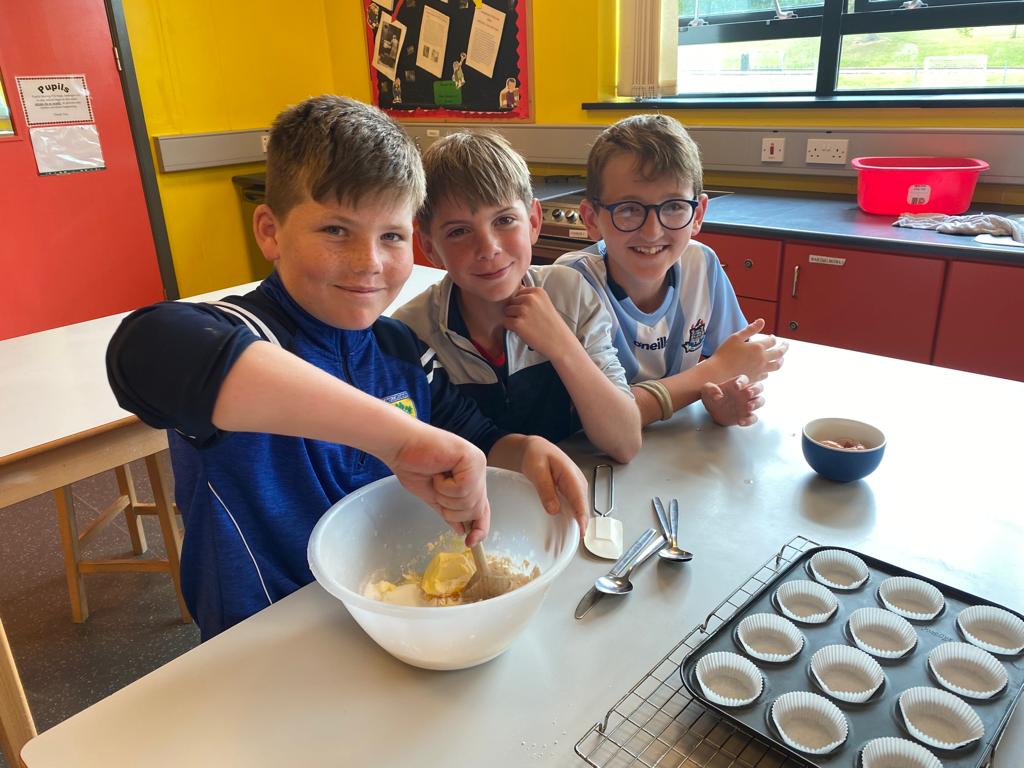 StPiusXHEDept1's tweet photo. Our second cohort of primary seven pupils getting a taste of  Home Economics https://t.co/bzSZcLRgTX