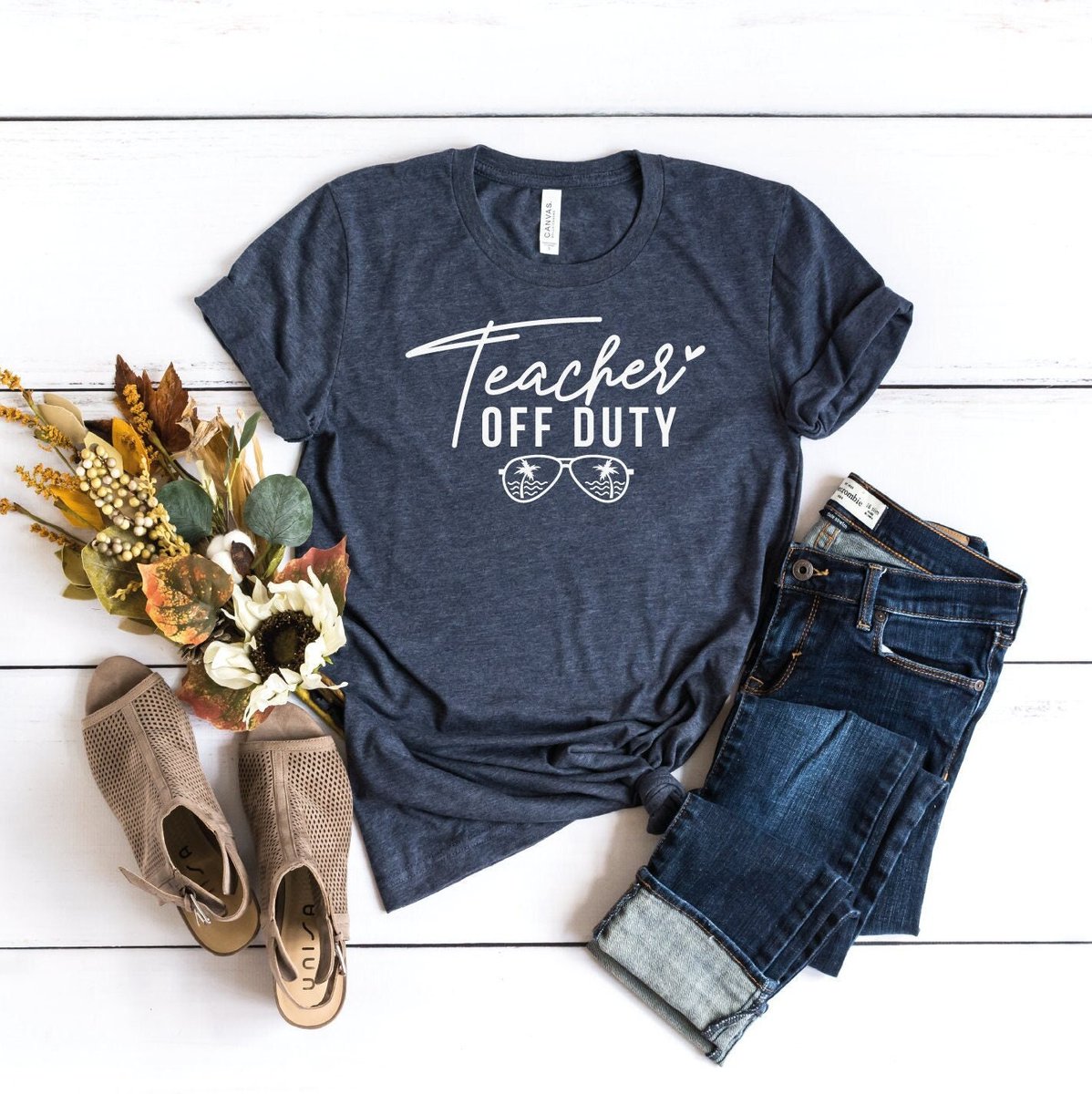 Tk Teacher Off Duty Sunglasses Last Day Of School Summer Shirt etsy.me/3tGyJXX #anniversary #independenceday #streetwear #shortsleeve #humoroussaying #teacheroffduty #hellosummershirt #teachersublimation #summerteacher