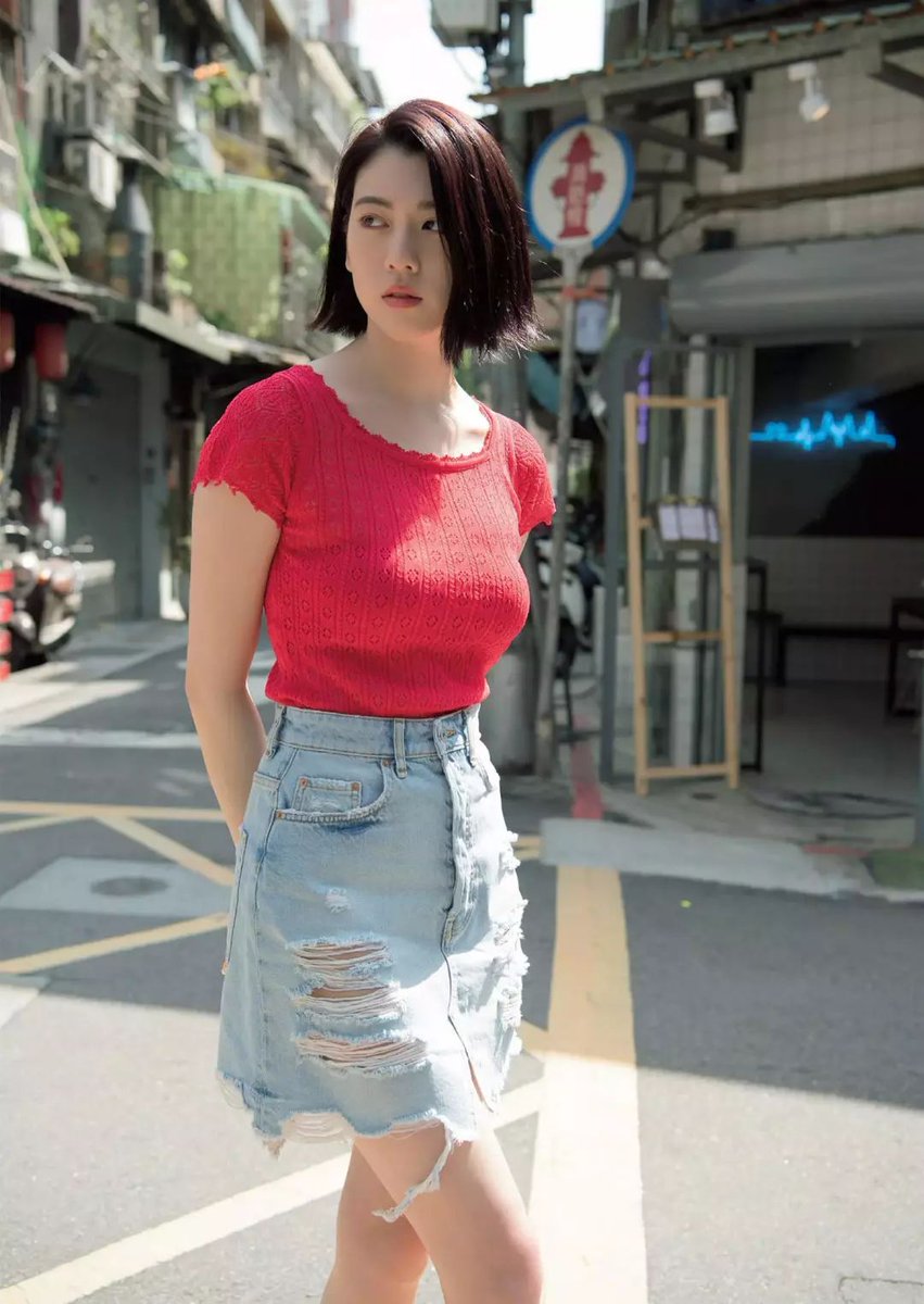 画像あり 爆乳モデル三吉彩花はあなたは知ってるか まゆの気になるニュース