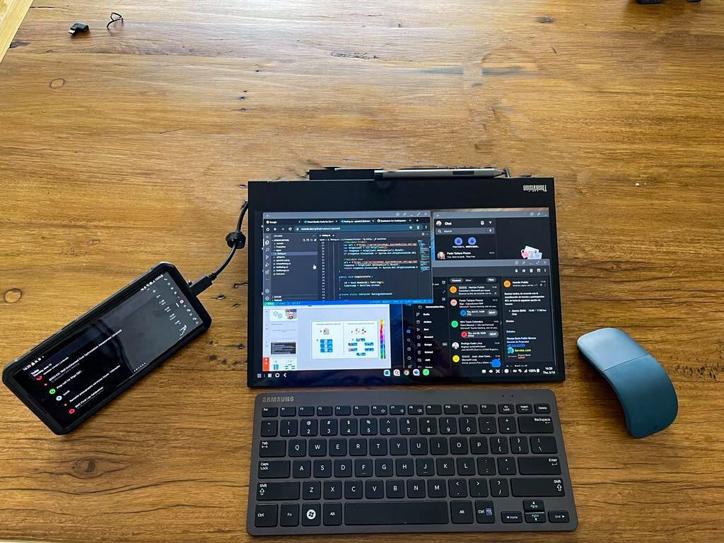 WarNov's tweet image. Today I am working from my cell phone.

Indredients:
* @SamsungMobile #S22 Ultra
* Portable touch monitor #Thinkvision m14t
* Samsung #bluetooth keyboard
*  @surface mouse

The @Microsoft Work Profile works awesome at full screen on @Android: @Outlook, @MicrosoftTeams, @Office