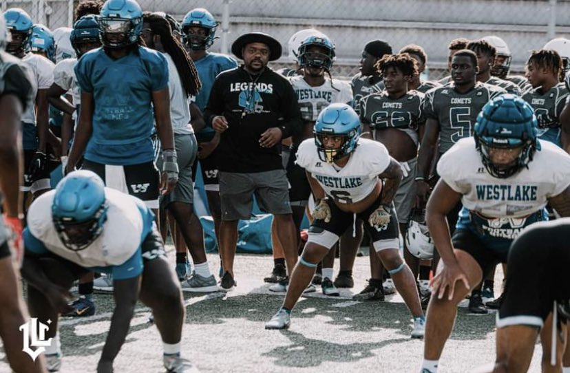 Chaseo2k's tweet image. Over the last 2 days at camp with my brother, I’ve learned no matter the circumstances we are gonna ride for eachother no matter what @RecruitWestlake @tony_oglesby @RicoZackery @CoachBatichon @WestlakeFB1 
# T.E.A.M🤘🏾💯