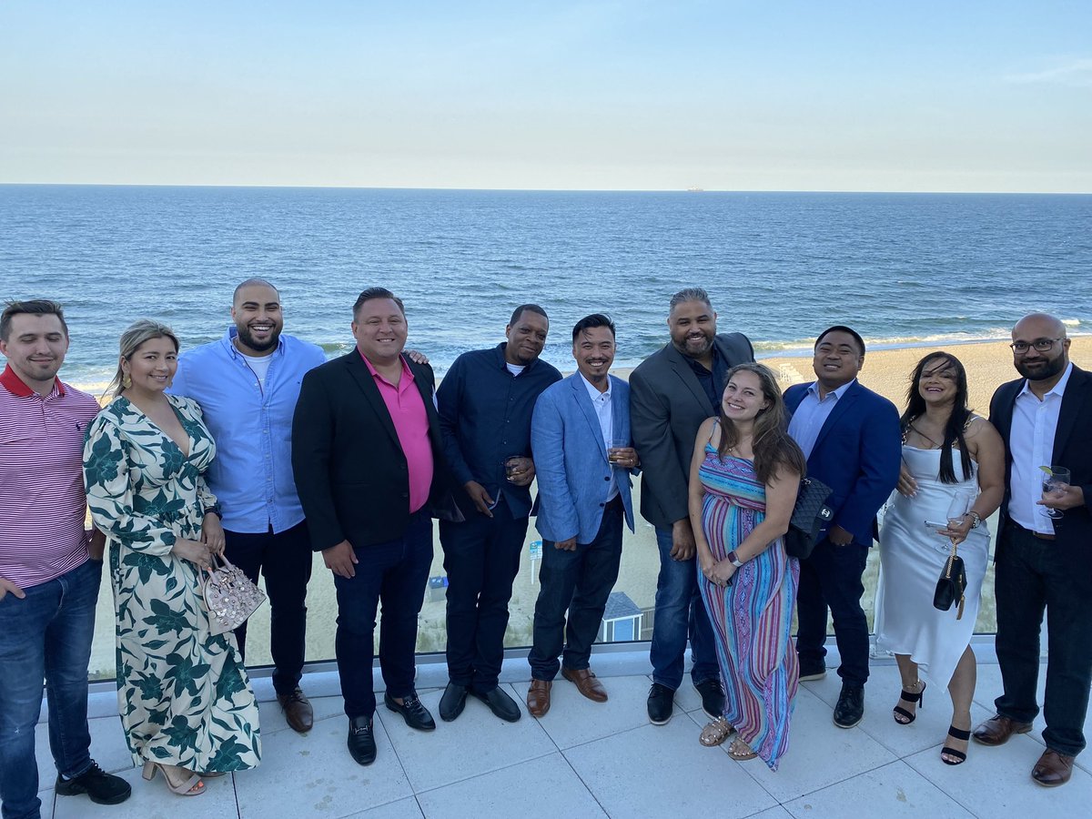 ExpStores's tweet photo. It's official, Express Stores makes it a threepeat with the Jersey's Best award for the Top Place to Work in New Jersey. Our amazing employees voted for us for the third year in a row because we know that true success is only achieved when people love where they work! Wooo🎉 https://t.co/JF0Ev8mkpZ
