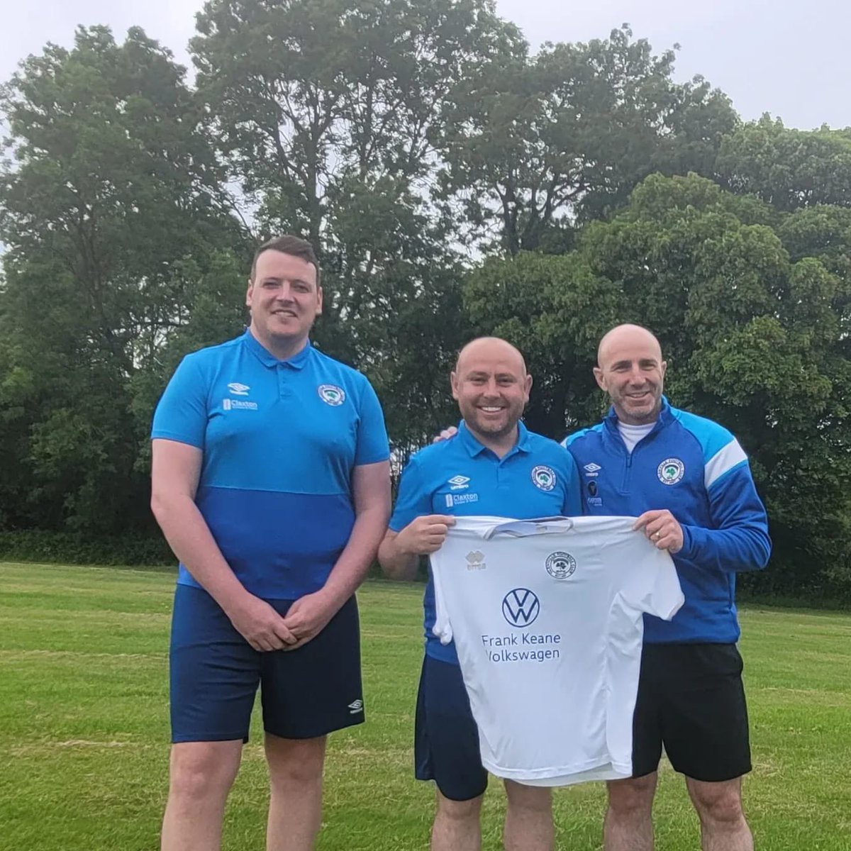 GlenvilleFCLSL's tweet photo. Introducing the management teams for 2022/23. Barry Slattery with Owen Heary as Coach will look to build on a decent 1st season. Ryan Russell joins as assistant. Cormac Byrne &amp; James Russell head up Saturday. Ciaran McDonnell is appointed Head of Youth Development. Best of luck ! https://t.co/x5I1bgI7aT