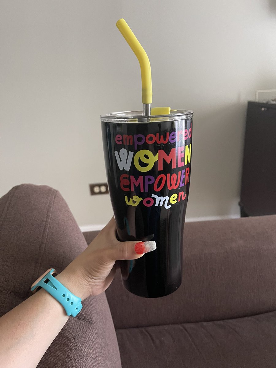 Mrs. Meza tweet media