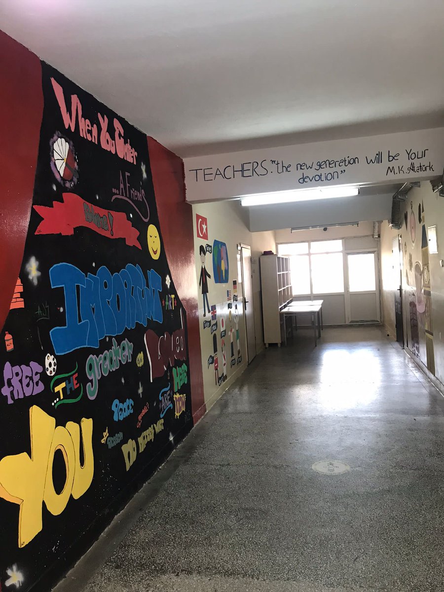 Okulumuz koridorunda yeni oluşturduğumuz İngilizce Sokağı. Emeklerinden dolayı tüm öğretmen ve öğrencilerimize teşekkür ediyoruz.
<a href="/TC_kkalevalilik/">Kırıkkale Valiliği</a> <a href="/kirikkalemem/">Kırıkkale Millî Eğitim Müdürlüğü</a> <a href="/DeliceKaymakaml/">Delice Kaymakamlığı</a> <a href="/DeliceMilli/">Delice İlçe Milli Eğitim Müdürlüğü</a> <a href="/delicebelediye1/">delicebelediyesi</a>