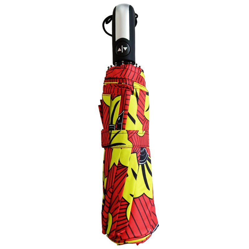 AteliersBlackSh's tweet photo. Il pourrait être à vous mais vous allez dire que c’est trop cher 😭😭😭
.
.
Afro Umbrella ☂ available only at our showroom 👌🏾

#stocklimité https://t.co/UOdi77VSpM