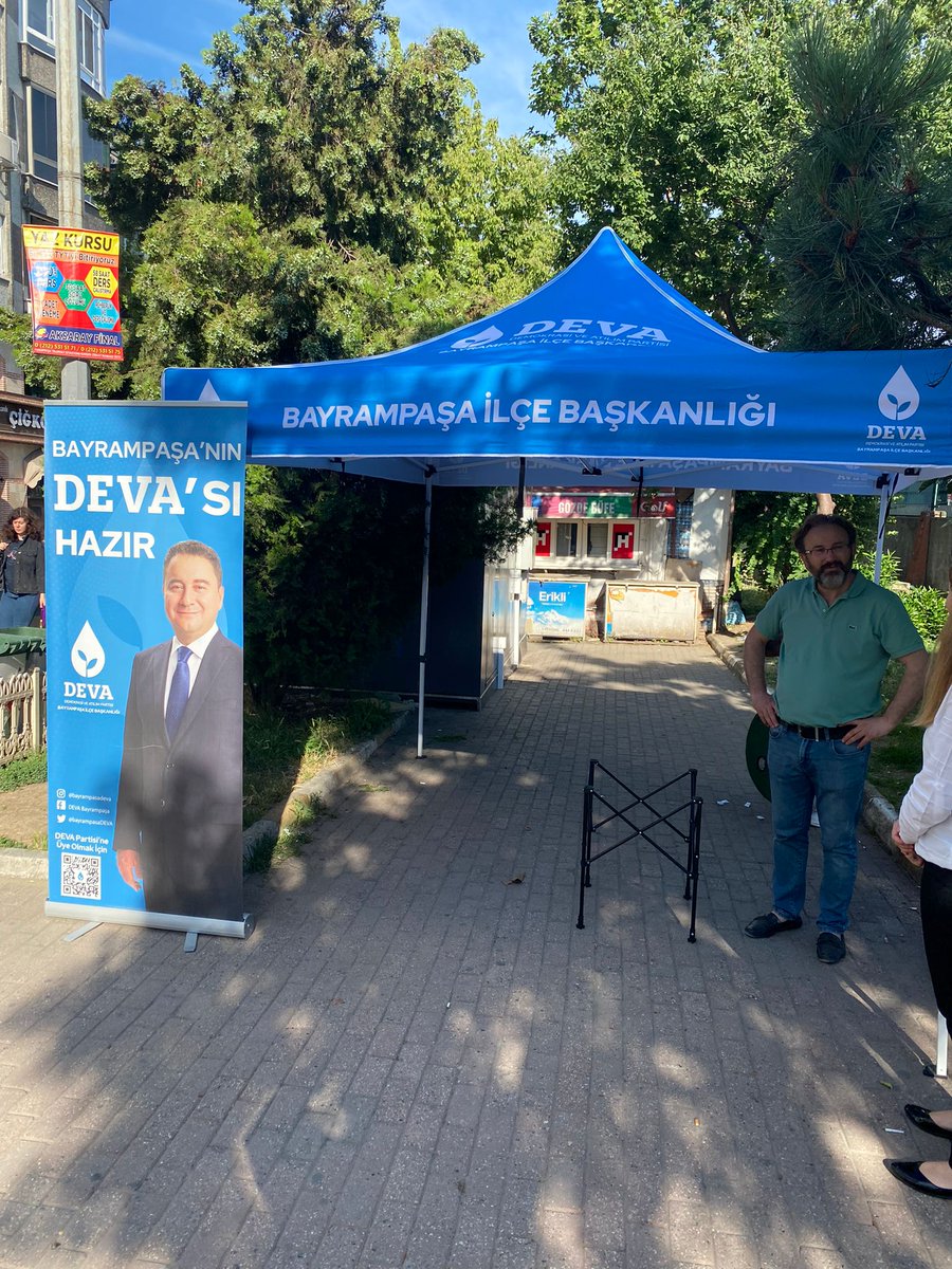BayrampasaDEVA's tweet photo. Stand Çalışmalarına Devam Ediyoruz. Bugün #sağmalcılar metro istasyonu çıkışında halkımız ile buluştuk.
#DEVAgeliyor
#DEVAhalkta 
@devapartisi
@alibabacan
@erginsadullah
@istanbuldadeva
@drerhanerol
@altanertan1
@DEVAkadinpasa
@BayrampasaDEVA
@BDevagenclik https://t.co/kIpkL2kqGX