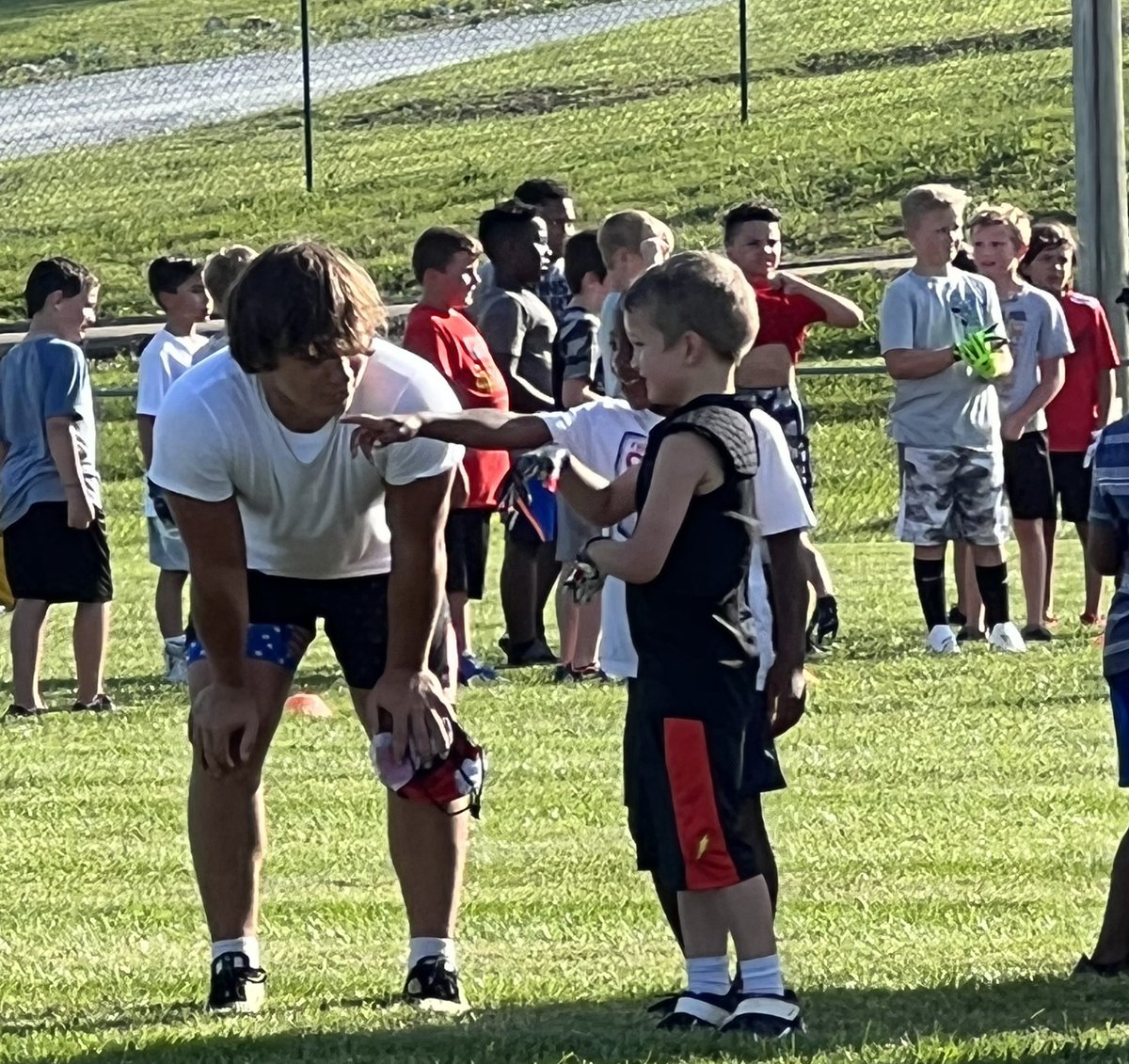 IsaacB_2's tweet image. 10 years ago I was in the same spot as these kids, just a kid with a bigger than life dream to be a football player. I’m so grateful to have gotten to where I am and where I will go and I wouldn’t miss it for the world to help these kids jump start there journey @OCColonelNation