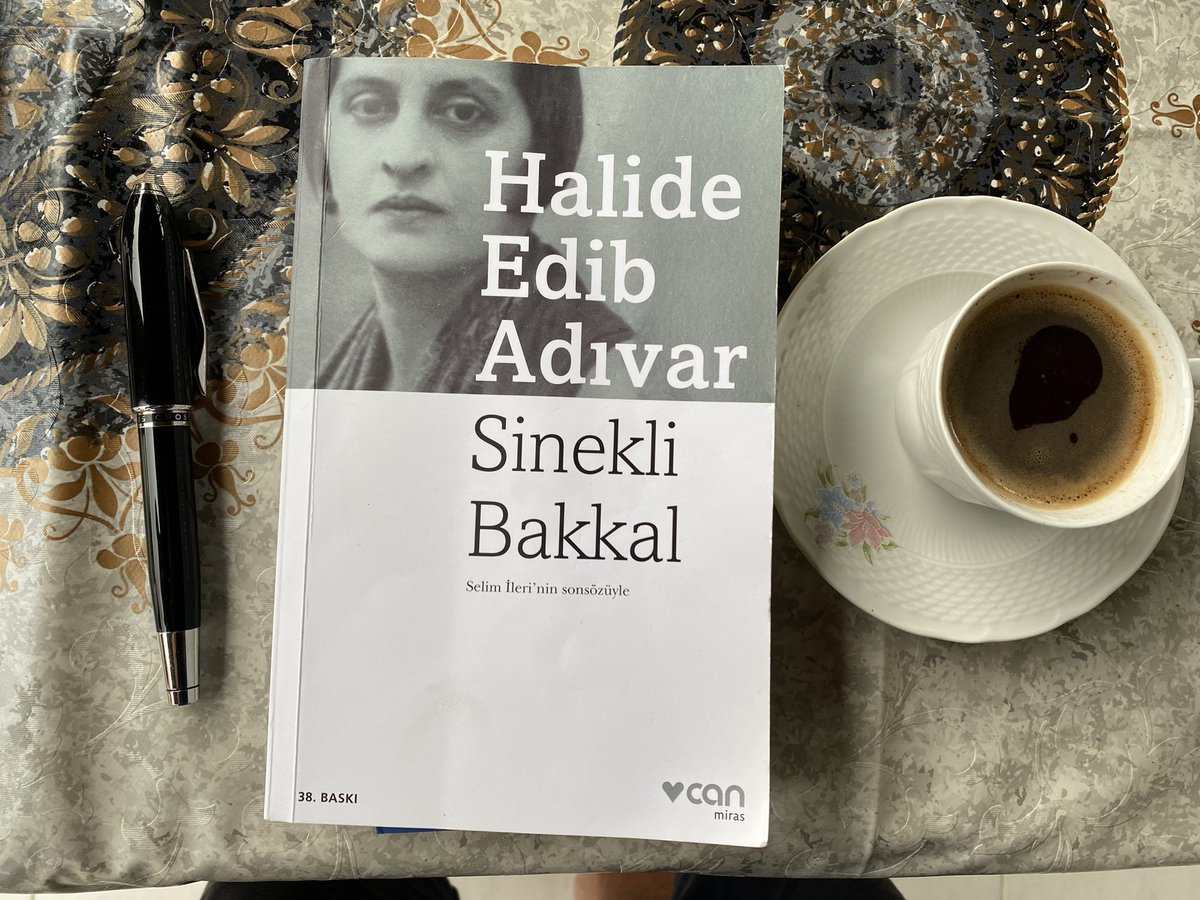 ACamekan's tweet photo. Bazen #Okuduğunuz bir #kitapta bir cümle kitabı size özetler; - Öyle deme #Rabia, göğsünde İnsan yüreği taşıyan, orada bir o Çingene vardı. #kitapalıntısı #kitapseverlertakiplesiyor #kitaptavsiyesi #halideedipadıvar💜🇹🇷 #SinekliBakkal #İnsancayaşamak https://t.co/2kliFjHWoc