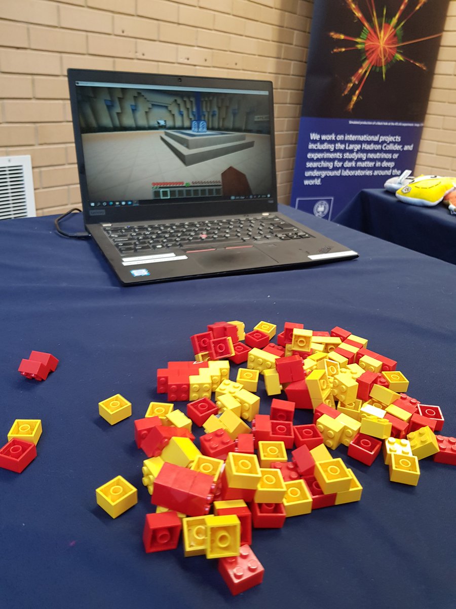 g7vdj's tweet photo. Particle accelerator stall at #labtolife now open @OxfordPhysics https://t.co/C1Rx3KgYua