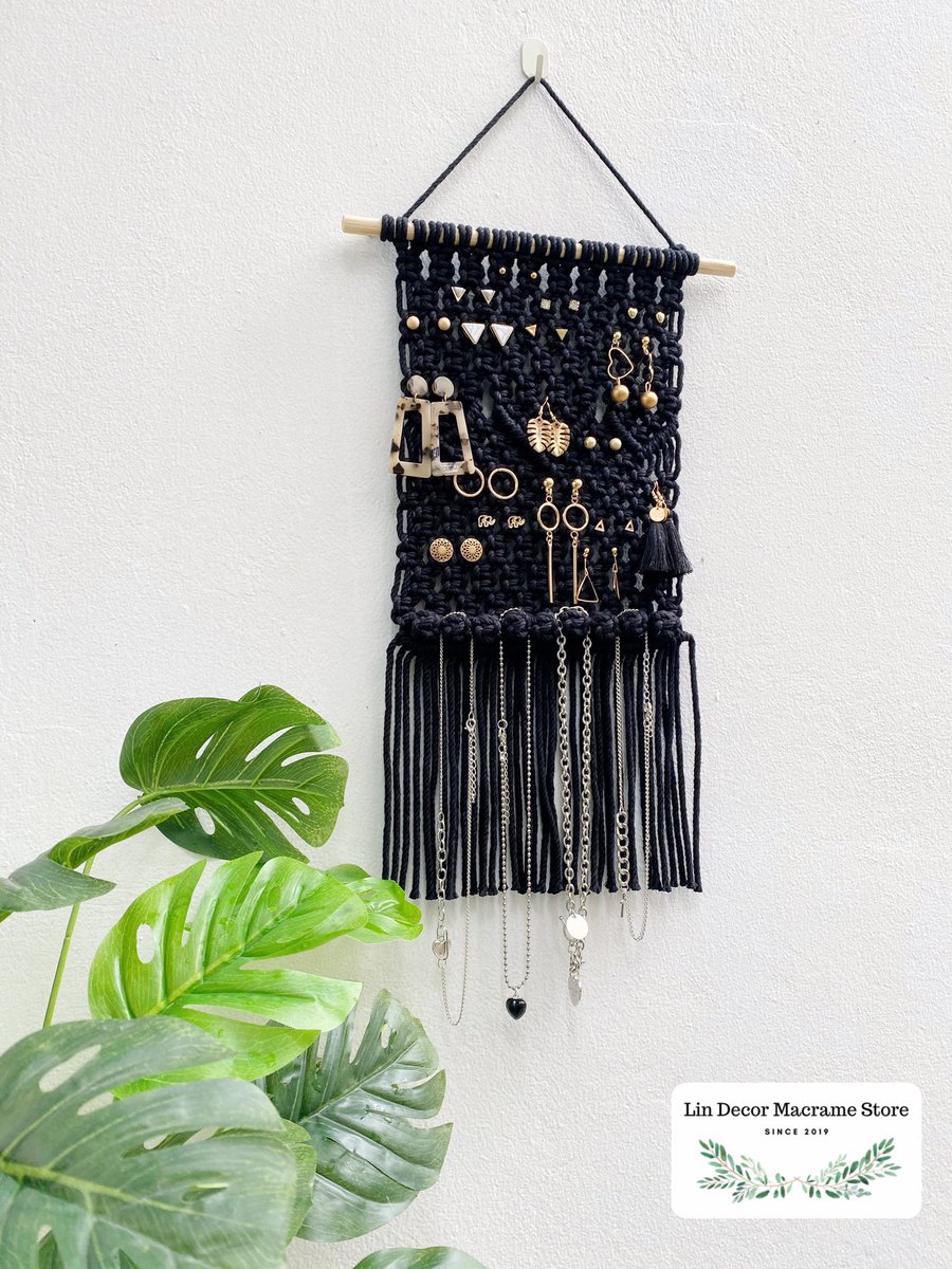 LinDecorMacrame's tweet image. No more careless times where you misplace an earring and never lose one again.Macrame earring holders style boho minimalist flair to any space, while also having the added bonus of extra storage. #macramejewelrystorage #macrameearringholder #handmadejewelrystorage #bohemiandecor