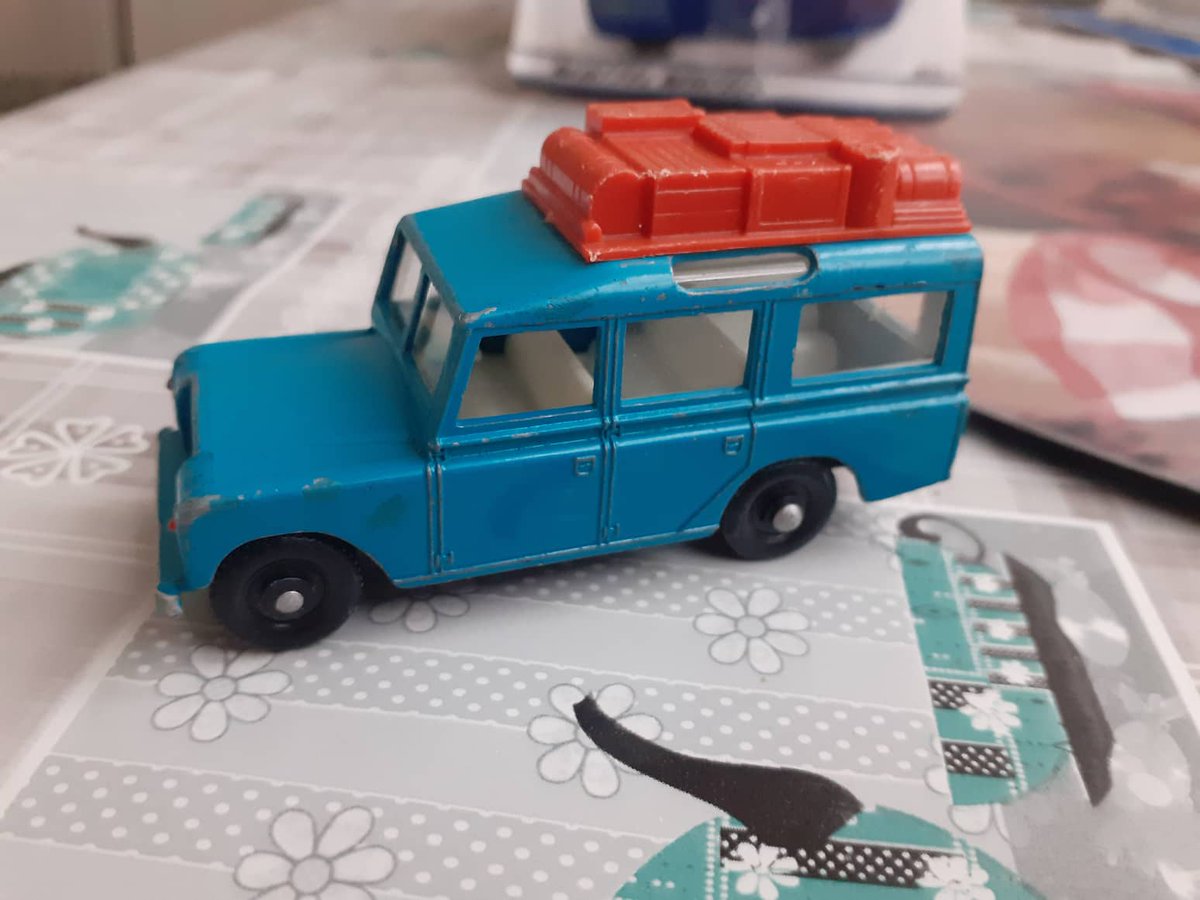 FJansky's tweet photo. My new #Matchbox Land Rover rw #MatchboxCars #MatchboxRegularWheels #MatchboxLandRover #LandRover #LandRoverDefender @WeLoveDiecast @BlenderWheels @diecasttweet @DiecastIsetta @SamWatson__ https://t.co/9lgm8tabff