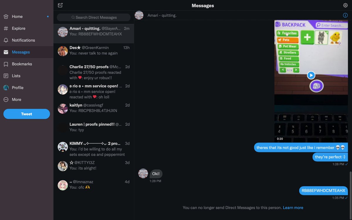 kizzmekai's tweet photo. Scammers. Im deadass crying are u fr rn this is sad she had proofs too. Report and block them both please for yourself
#trading #royalehightrading #royalehightrades #adoptmetrading #genshintrade #adoptmetrades #rhoffers #crosstrade #crosstrading https://t.co/ftEzACcwun