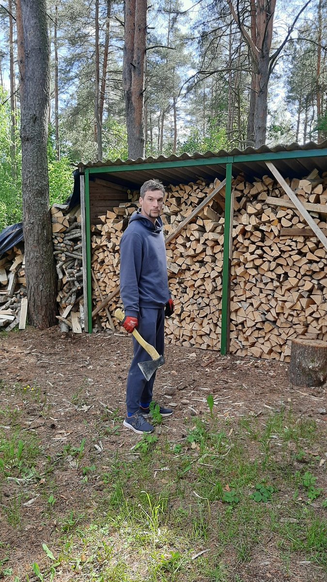 farmaceft13's tweet photo. Выходные у друга на даче. https://t.co/maEIsrULKx