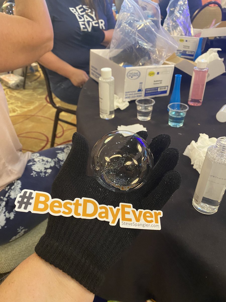 sciencemom4's tweet photo. #stevespanglerscience #scienceintherockies #bestdayever https://t.co/2MVQzqhUaw
