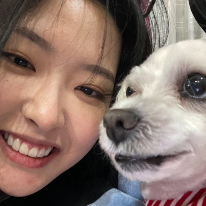 wjsndalso's tweet photo. #루다 #올리비아혜 https://t.co/ZJyTMy1pnI