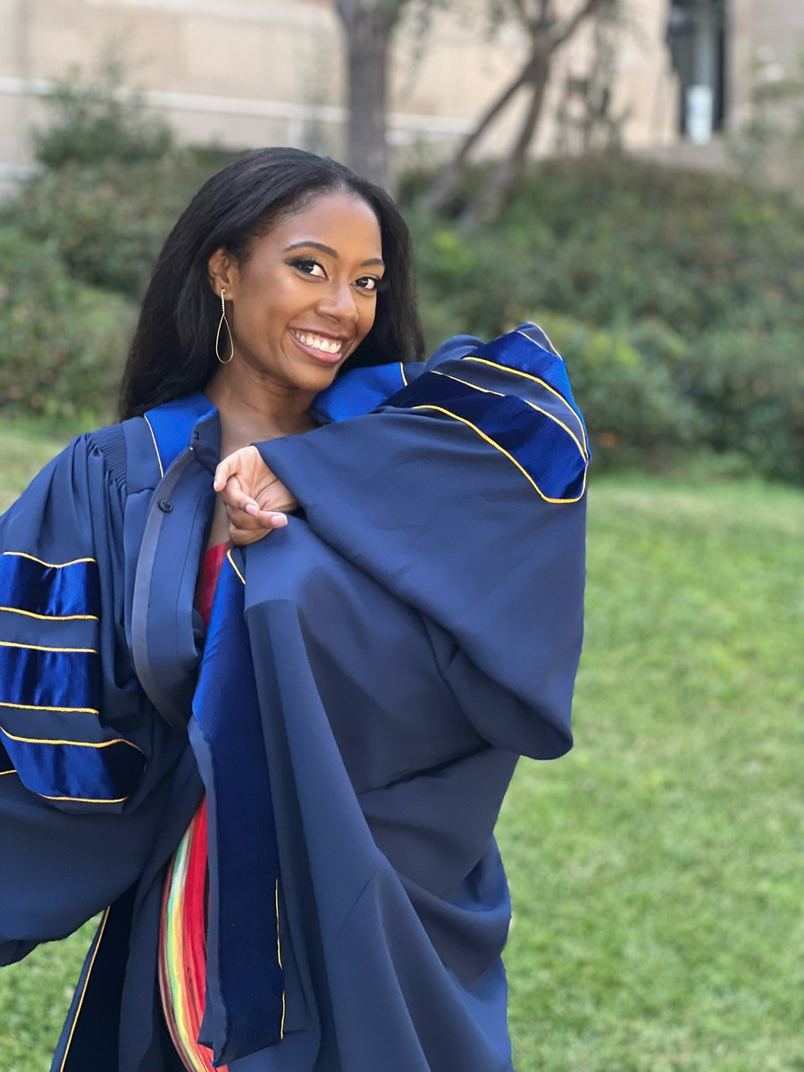 drkimjmartin's tweet photo. Graduate but make it fashion! Had so much fun blending my love of dance &amp; art for this graduation photo shoot. For those who don’t know, I was a prof contemporary dancer before earning my PhD. Shout out to my resident photographer (&amp; partner) Chase ☺️. #PhD #PhDone #NewProfilePic https://t.co/qEeekFurcz