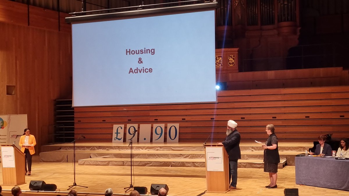 PreetpalC's tweet photo. Today, @CitizensUKBham holds their Commonwealth Games Legacy Assembly. Find out what it looks like when communities organise together and ensure those in power are held to account on issues around housing, work &amp; safety 👇 https://t.co/mVktlixLU3