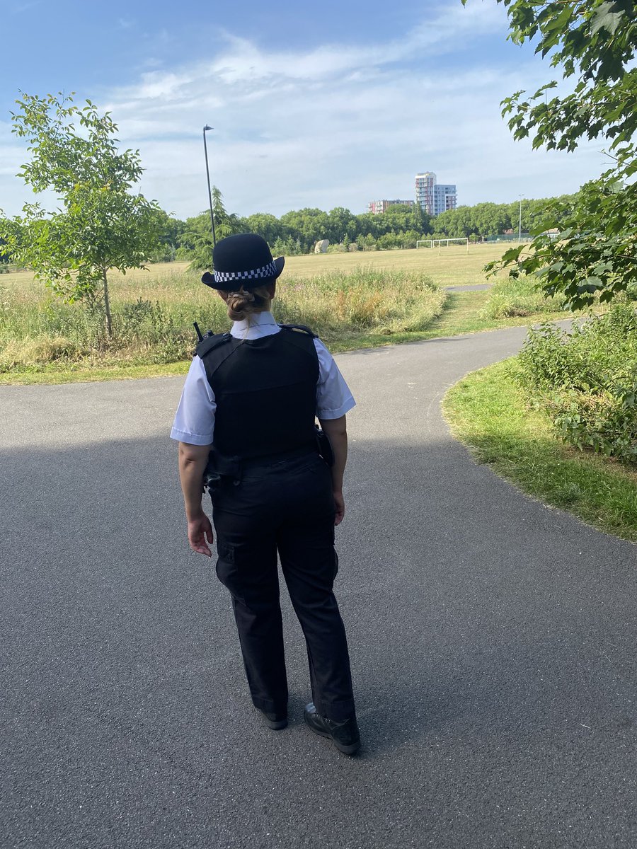 The team held a contact point earlier today at Biggs Square, before holding our walk and talk session in Mabley Green by Red path walk, E9