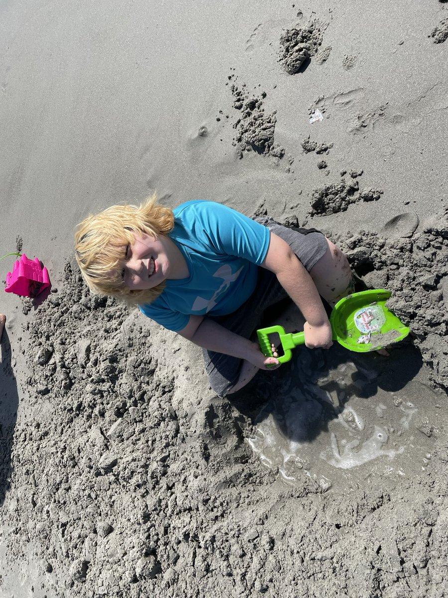 Mrs. Boyd tweet media