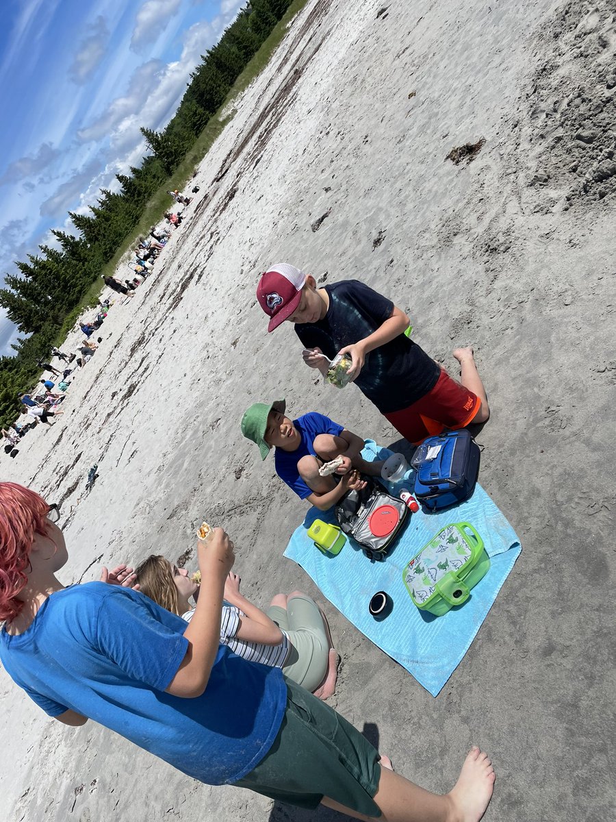 Yesterday’s class trip to Bayswater Beach was perfect! #grade4 #grade5 #classtrip <a href="/AVRCE_NS/">Annapolis Valley Regional Centre for Education</a> <a href="/weschoolns/">Windsor Elementary</a> 🏖