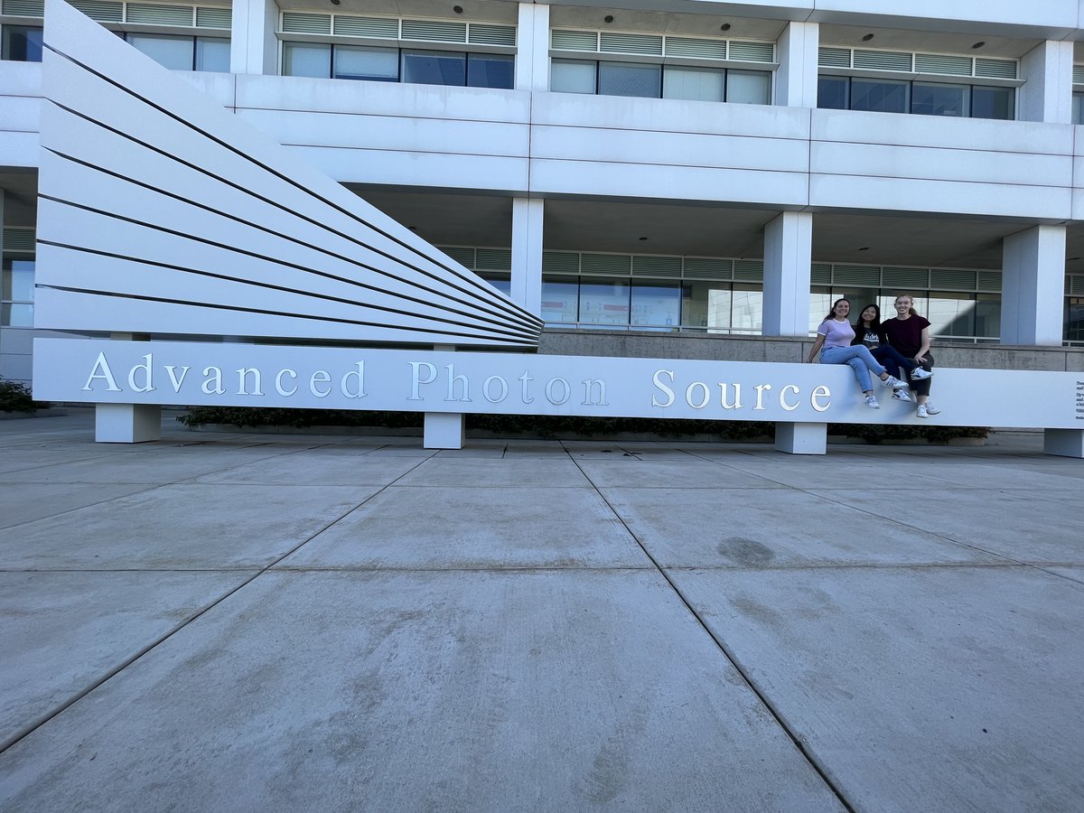 Farhomies <a href="/FlorenciaSon/">Florencia Son</a>, <a href="/kirafahy/">Kira</a>, and Madeleine Ar-gonne collecting data at the APS this week!